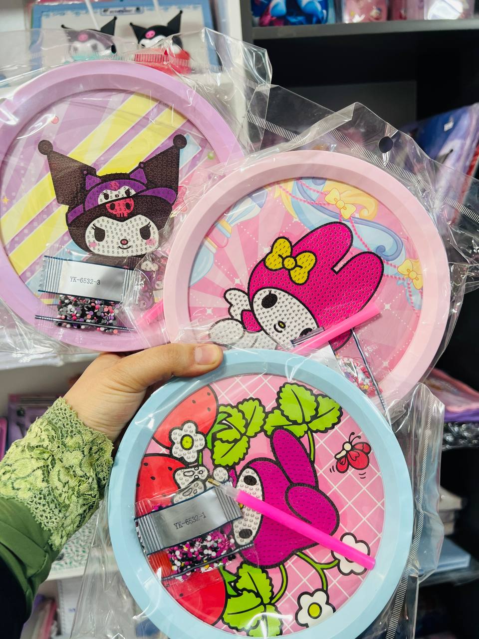 نقاشی الماسی قاب دار دایره